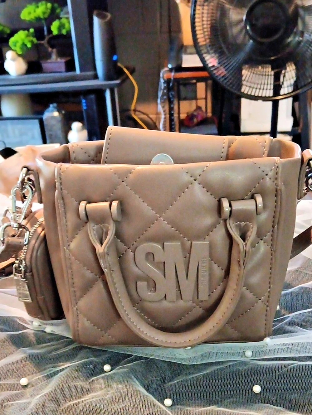 Steve Madden Quilted Shoulder Bag in Brown